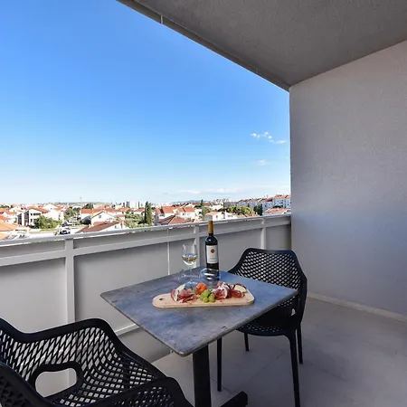 Alta Oliva With Private Parking شقة زادار