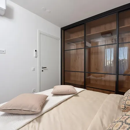 Alta Oliva With Private Parking شقة *