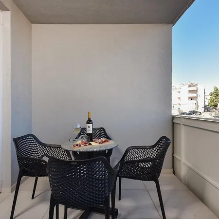 شقة Alta Oliva With Private Parking *