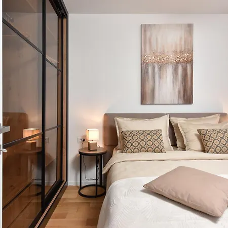 아파트 Alta Oliva With Private Parking 자다르