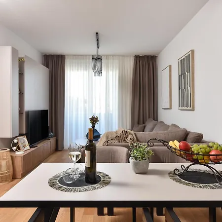 公寓 Alta Oliva With Private Parking