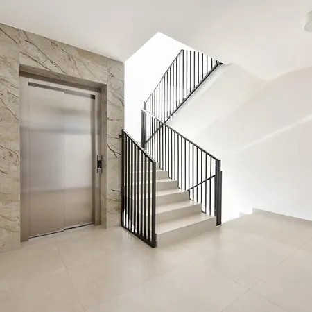 Alta Oliva With Private Parking Apartman