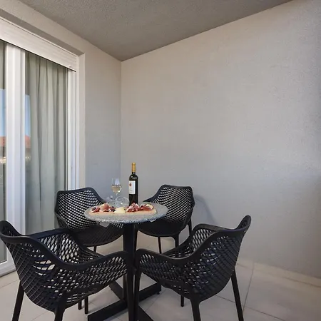 Apartament Alta Oliva With Private Parking