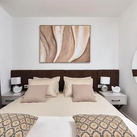 公寓 Alta Oliva With Private Parking