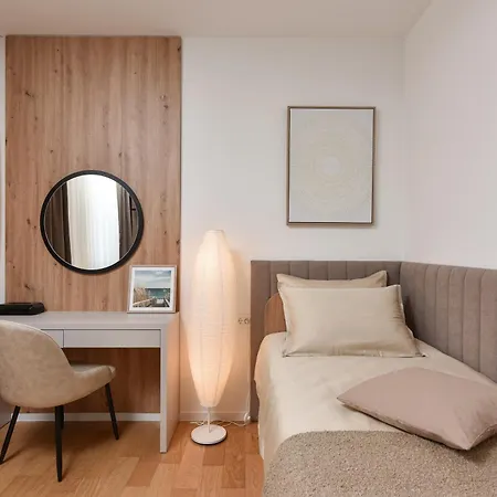 Alta Oliva With Private Parking Apartment *