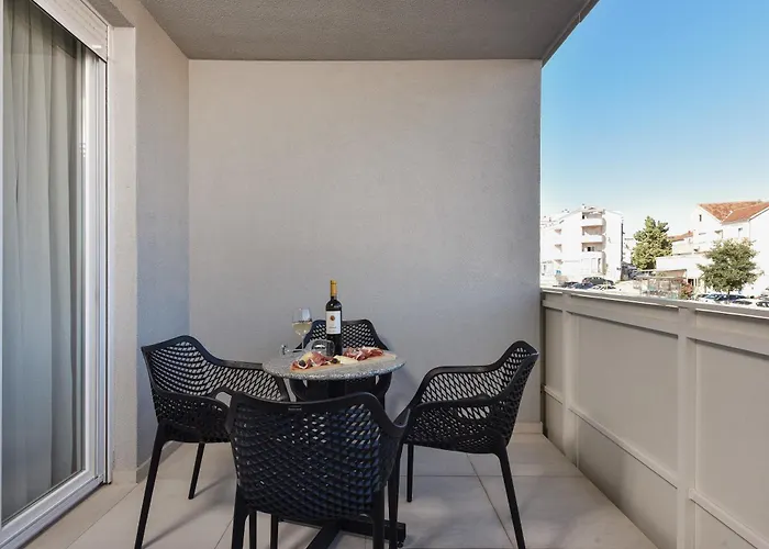 Apartman Alta Oliva With Private Parking *